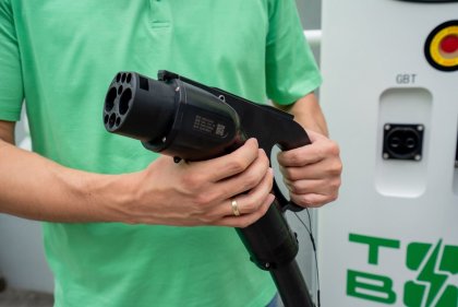 Tok Bor’dan GBT DC – endi Xitoy elektromobillari ham foydalanishlari mumkin